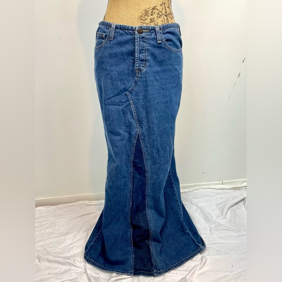 Upcycled Denim Maxi Skirt American Eagle Jeans Boho Modest Size 6 Long 90s Y2K - Picture 1 of 12